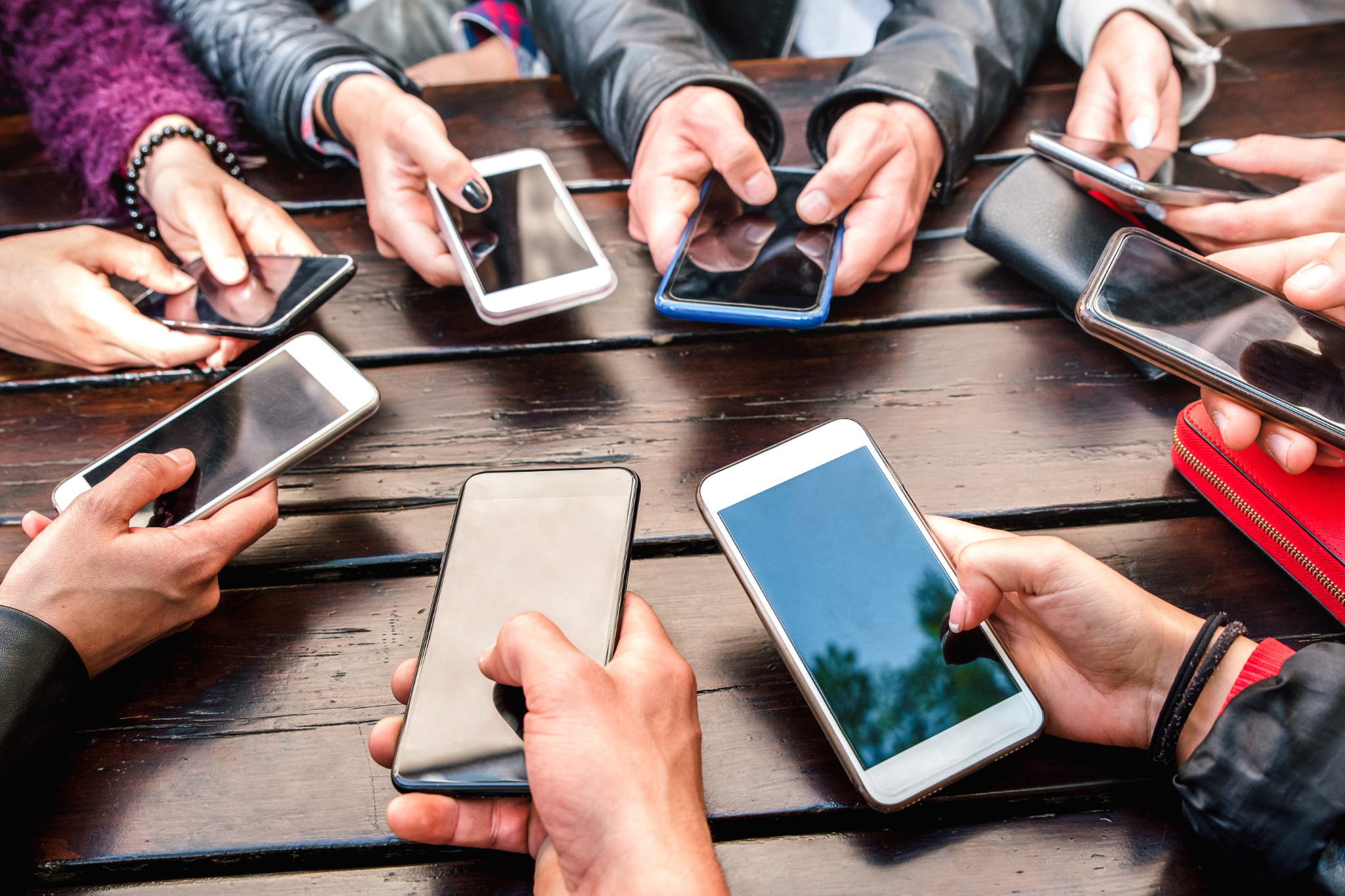 Image of many smartphones