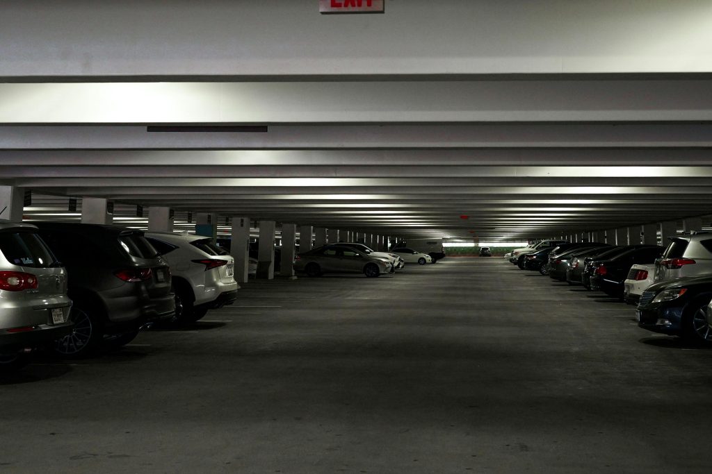 Image of AI based car parking space in malls for better shopping experience 